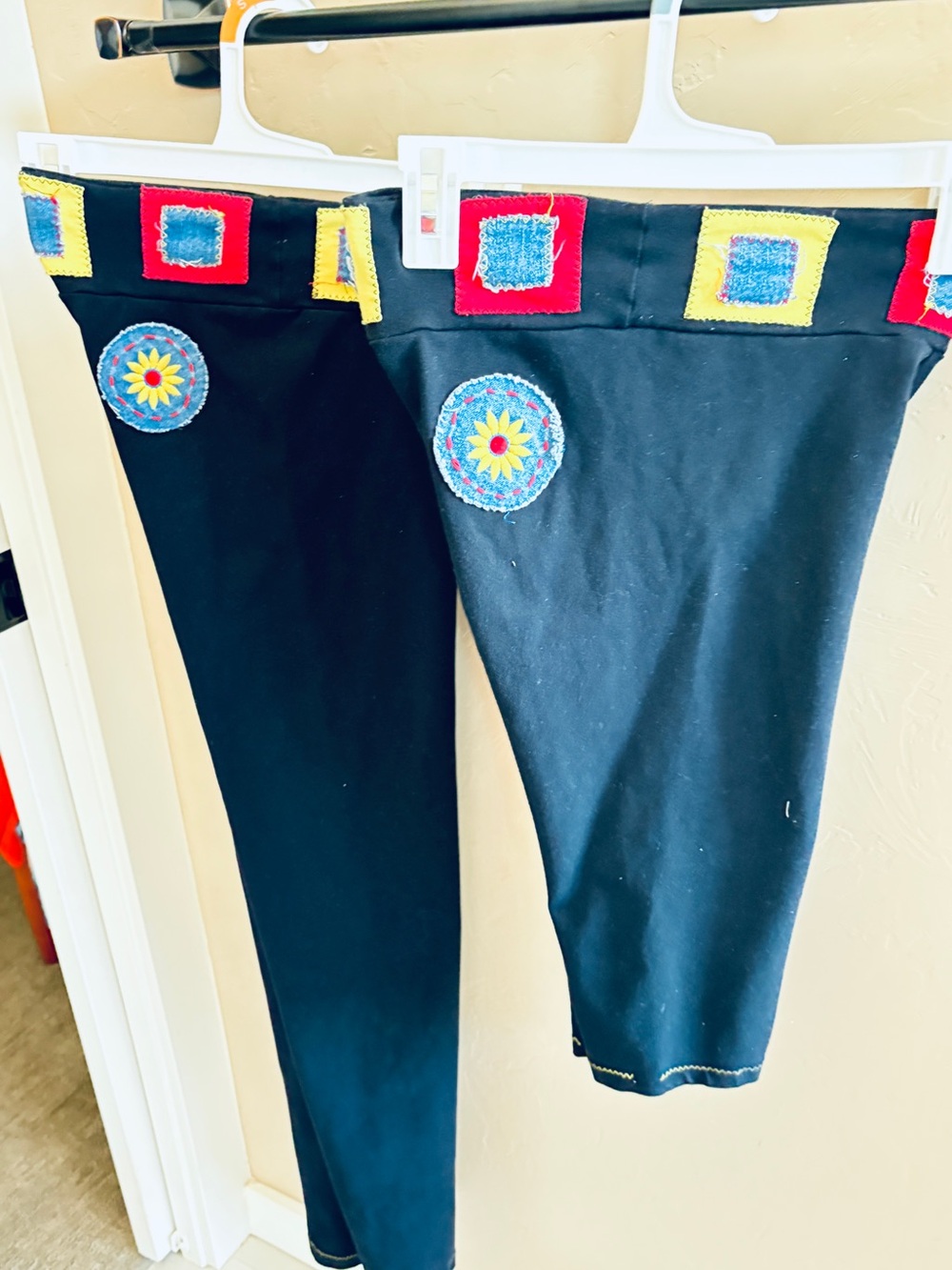 Pilates pants | Colorful Patch Trim